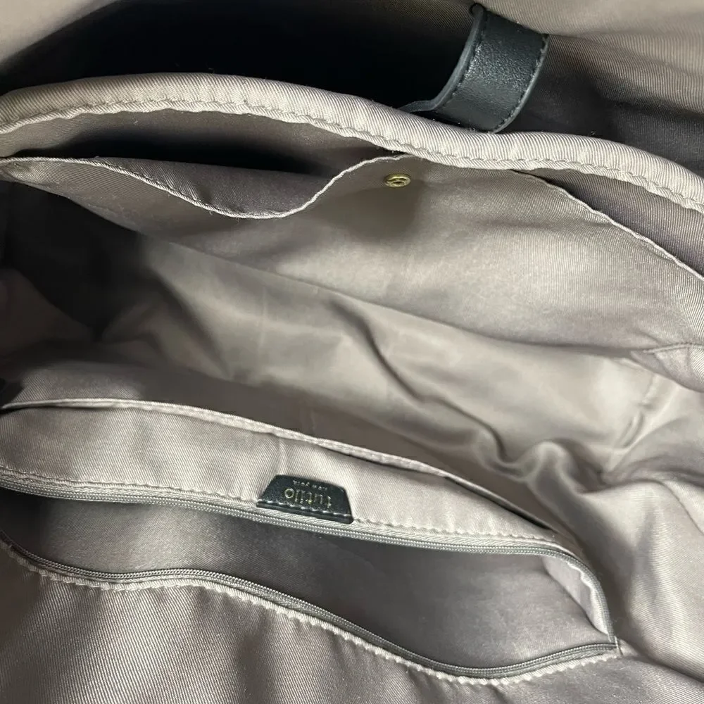 Tutilo New York black & White multi function large laptop bag